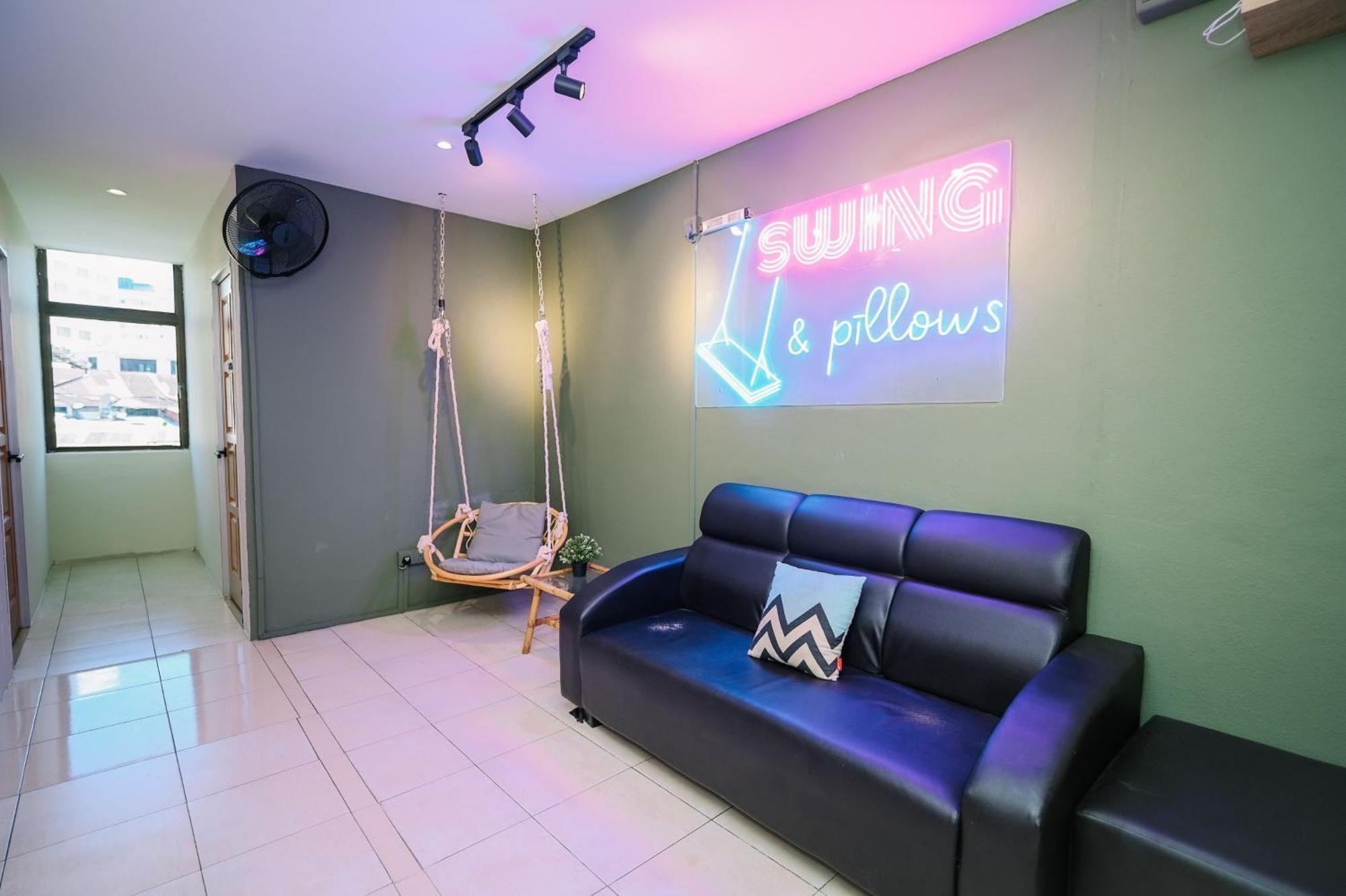 Swing & Pillows @ Malabar George Town Buitenkant foto